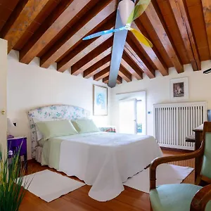  Апартаменты Mini Deluxe Isola Di Mezzo